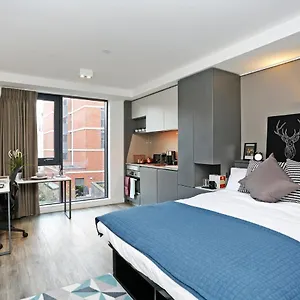 Apartmanhotel Joivy At Fountainbridge - Adults Only - Breakfast Buffet, EDI