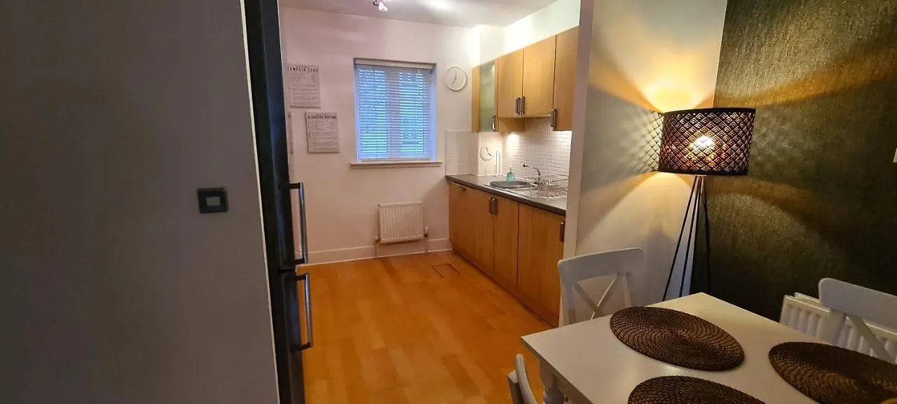Pass The Keys Spacious 3Beds Flat Near City Centre - Free Parking Edinburgh United Kingdom